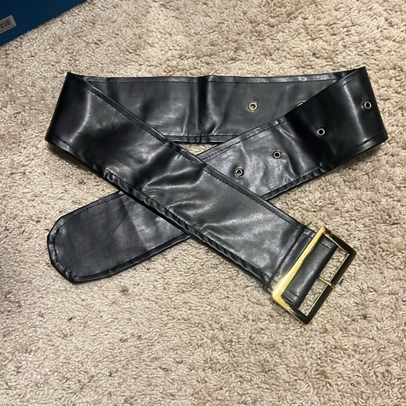 Mrs. Clause Dress - Picture 3 of 5